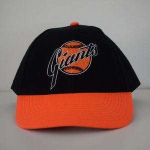 MLB Giants Dignity Health Velcro Hat